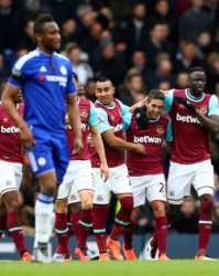  莱斯特城瓦尔迪宝刀未老梅开二度击败水晶宫